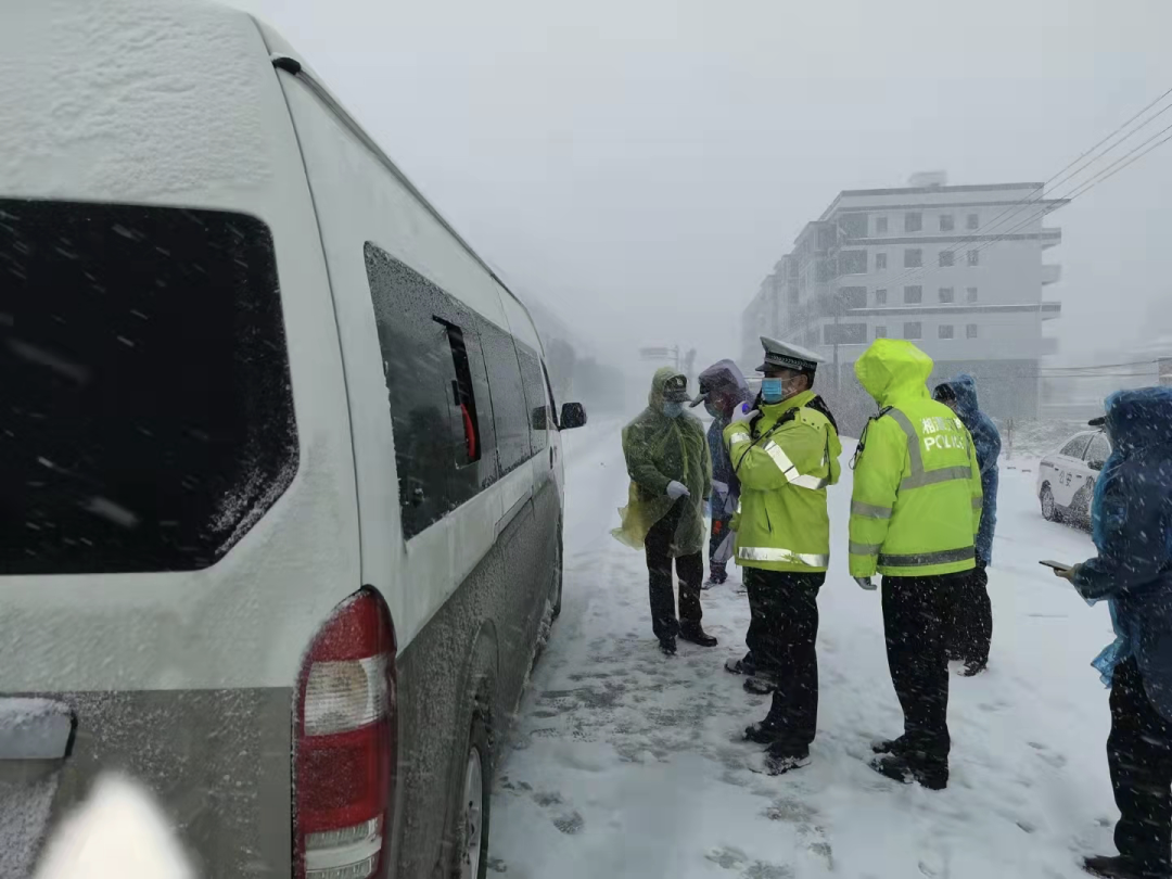 请转发扩散！湘潭大雪来袭，这些路段已封闭！