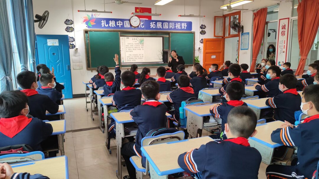 风车坪学校： “廉”花朵朵开   “清”情代代传