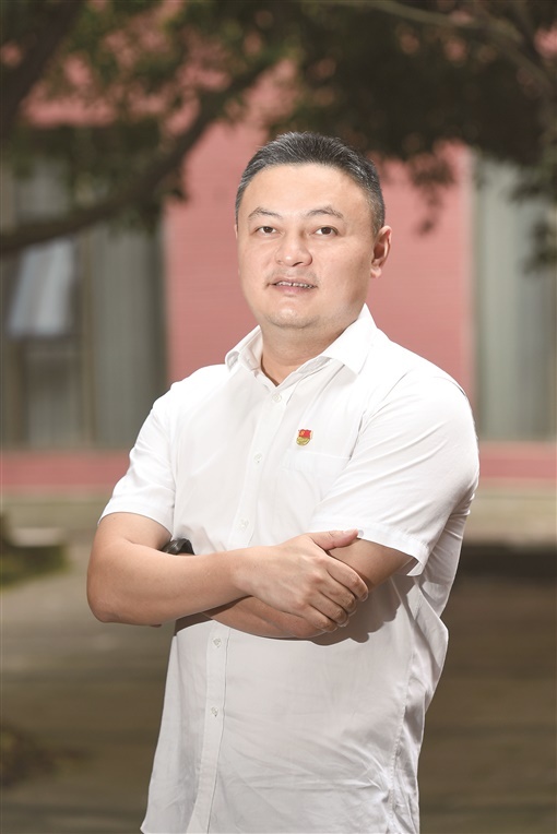 崔赣：让老百姓感受到司法的公正和温度