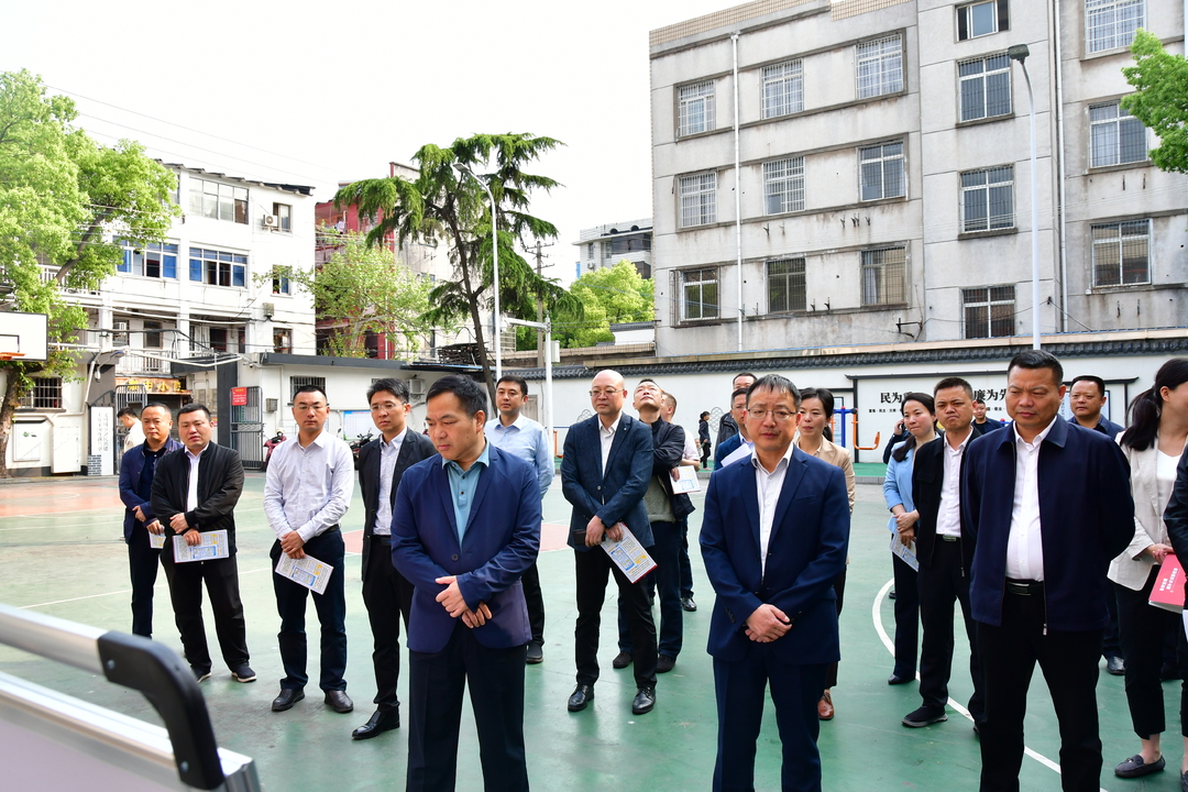 雨湖区开展落实“四敢”要求，推进高质量发展专题调研