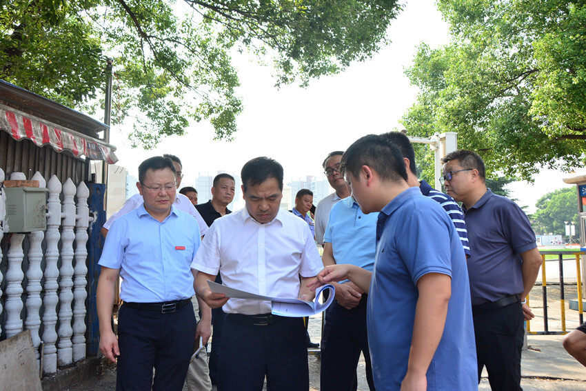 段伟长带队赴湖南科大、建元中学现场办公