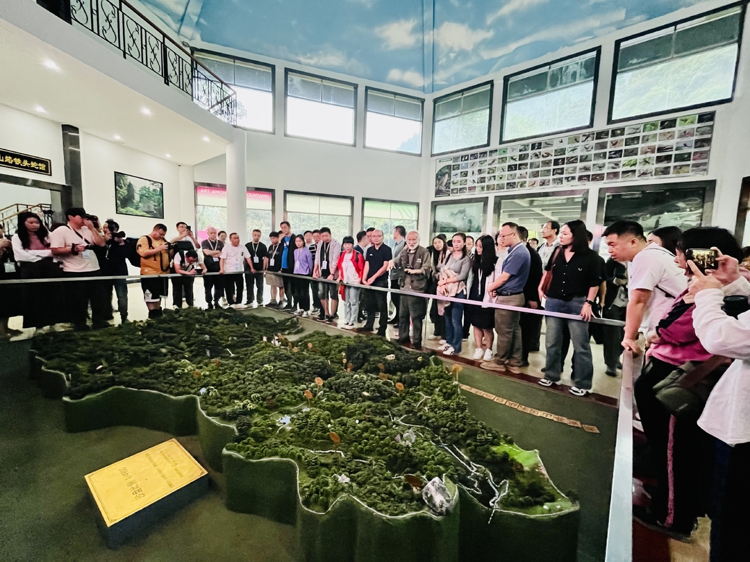 200余名新闻工作者齐聚郴州采风  为省第二届旅发大会预热