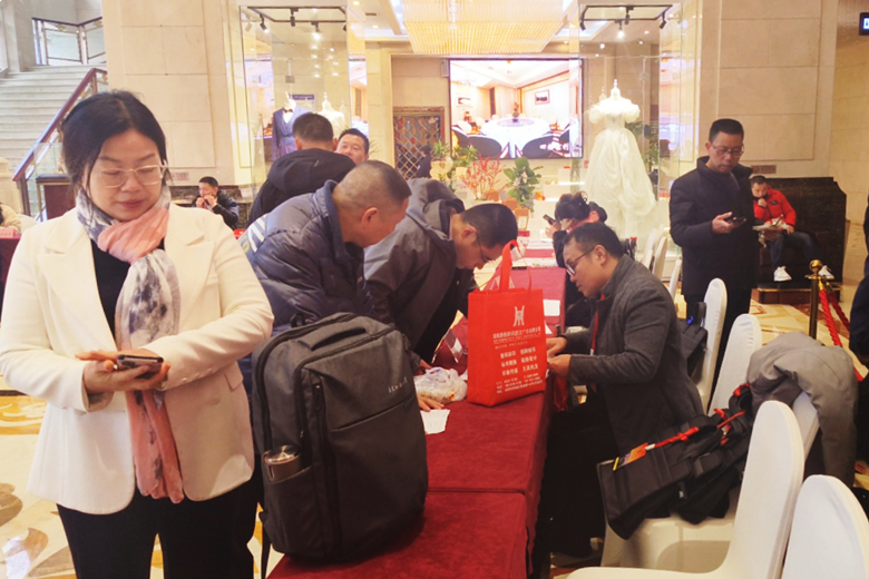 【两会进行时】人大代表陆续报到，听听他们带来了哪些建议？
