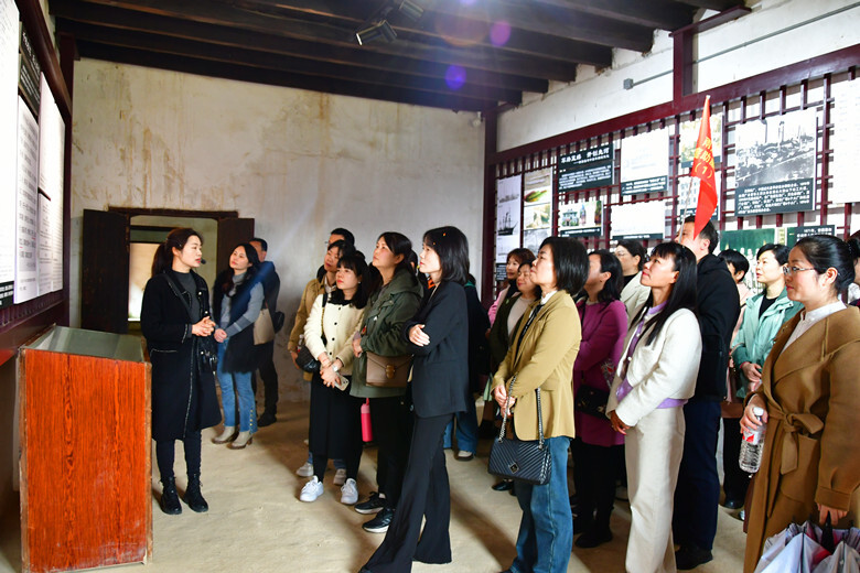 视频丨雨湖区开展“传承湖湘家风，共建清廉家庭”主题活动