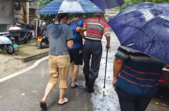 昭潭街道：众志成城 共同应对汛期挑战