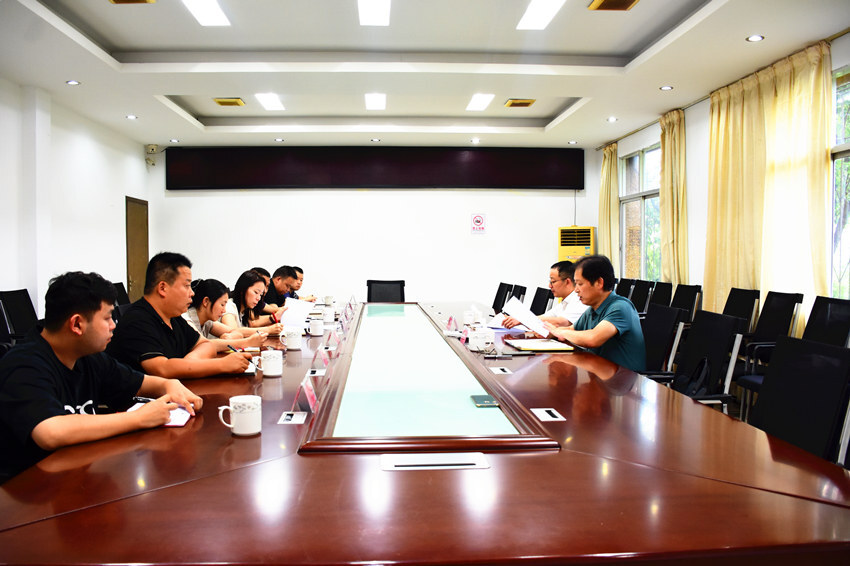 柳军辉到长城乡开展集中整治群众身边不正之风和腐败问题现场调度会