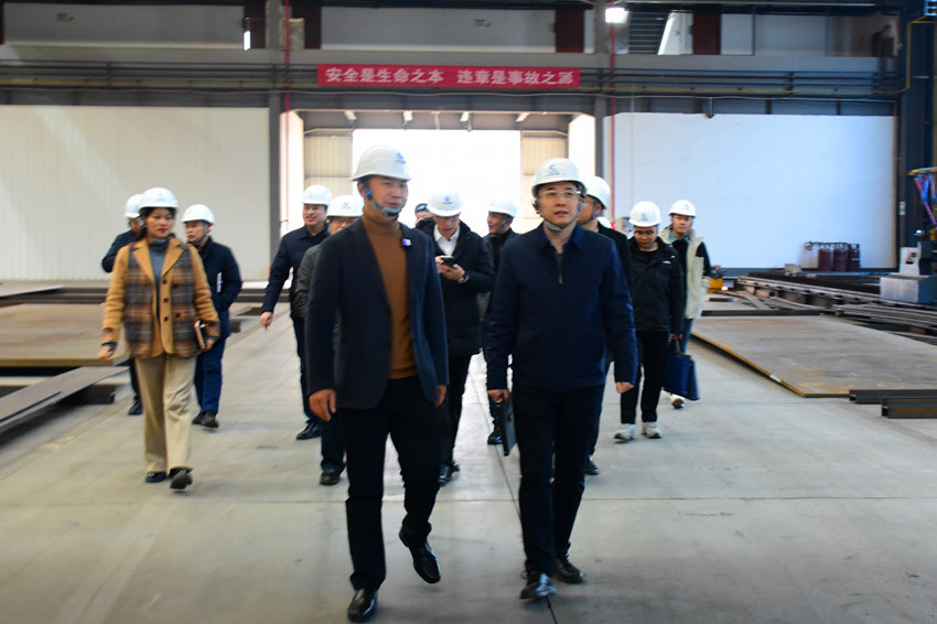 雨湖区召开专家企业代表座谈会
