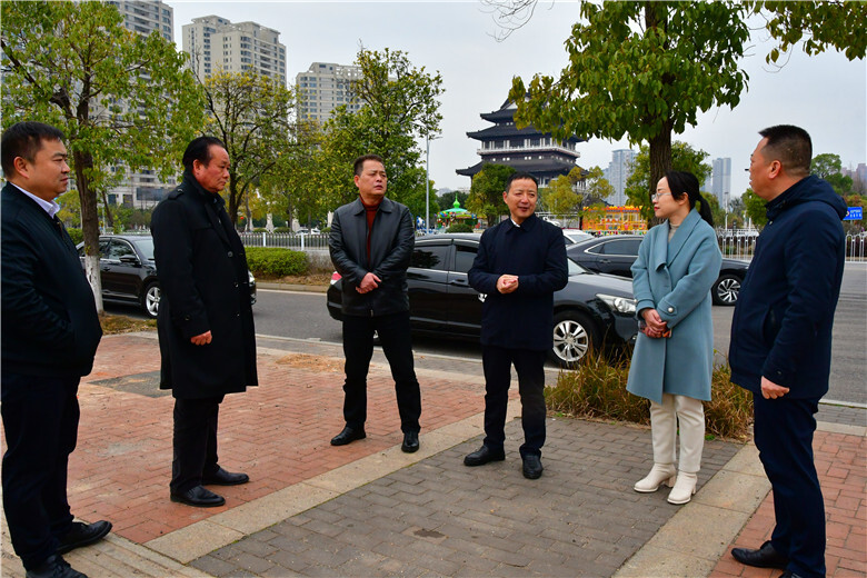 柳军辉现场调度禁燃禁放管控工作