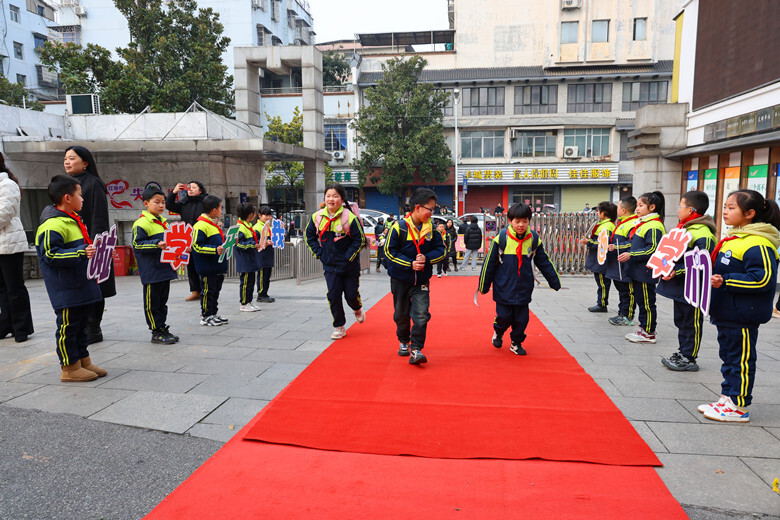 金庭学校2025年春季开学趣味游艺启新程