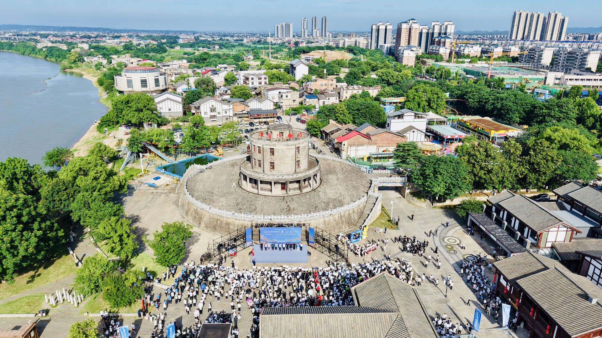 组图丨 雨湖“万步有约”，共赴健康新征程