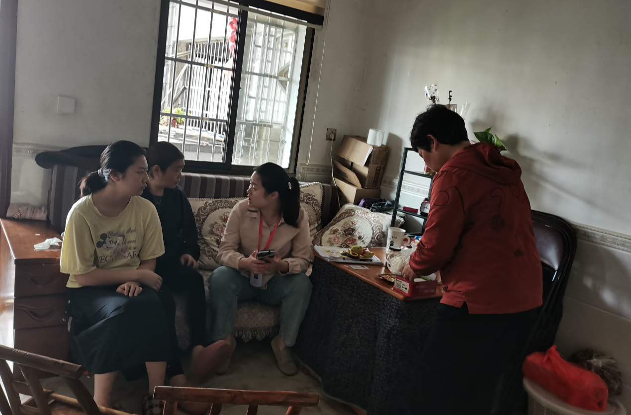 杉树巷社区：敲门入户掌实情 精准帮扶暖民心