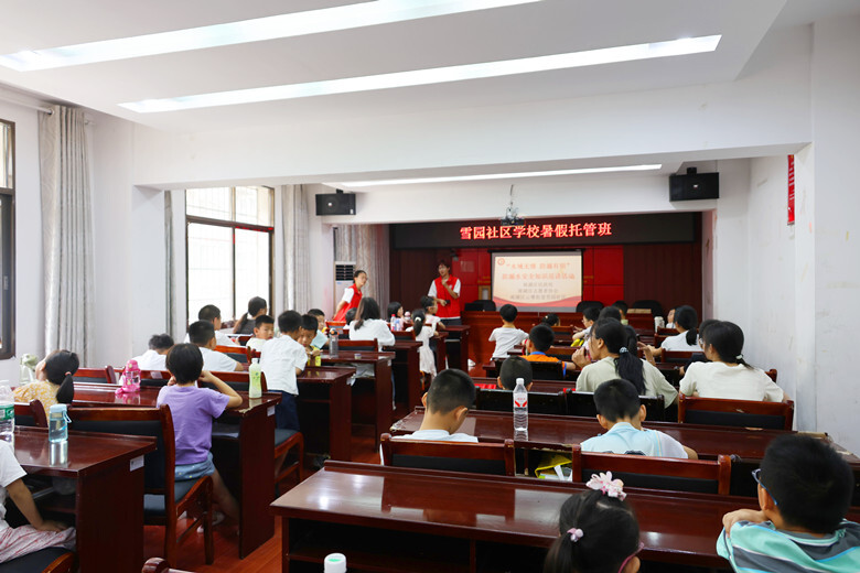 社区食堂变身"暑期加油站"：孩子的暑假，这里的饭更香