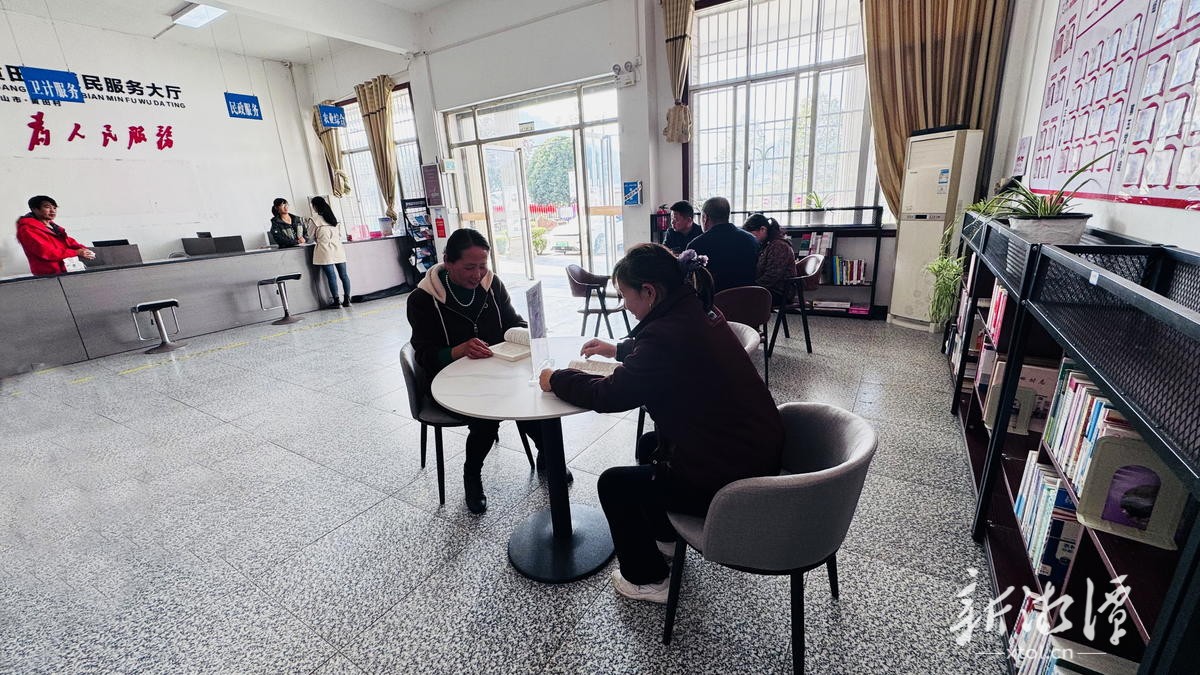 农家书屋“出圈”记③丨为书屋“梳妆”，为乡野“铸魂”——记韶山农家书屋的美丽蝶变