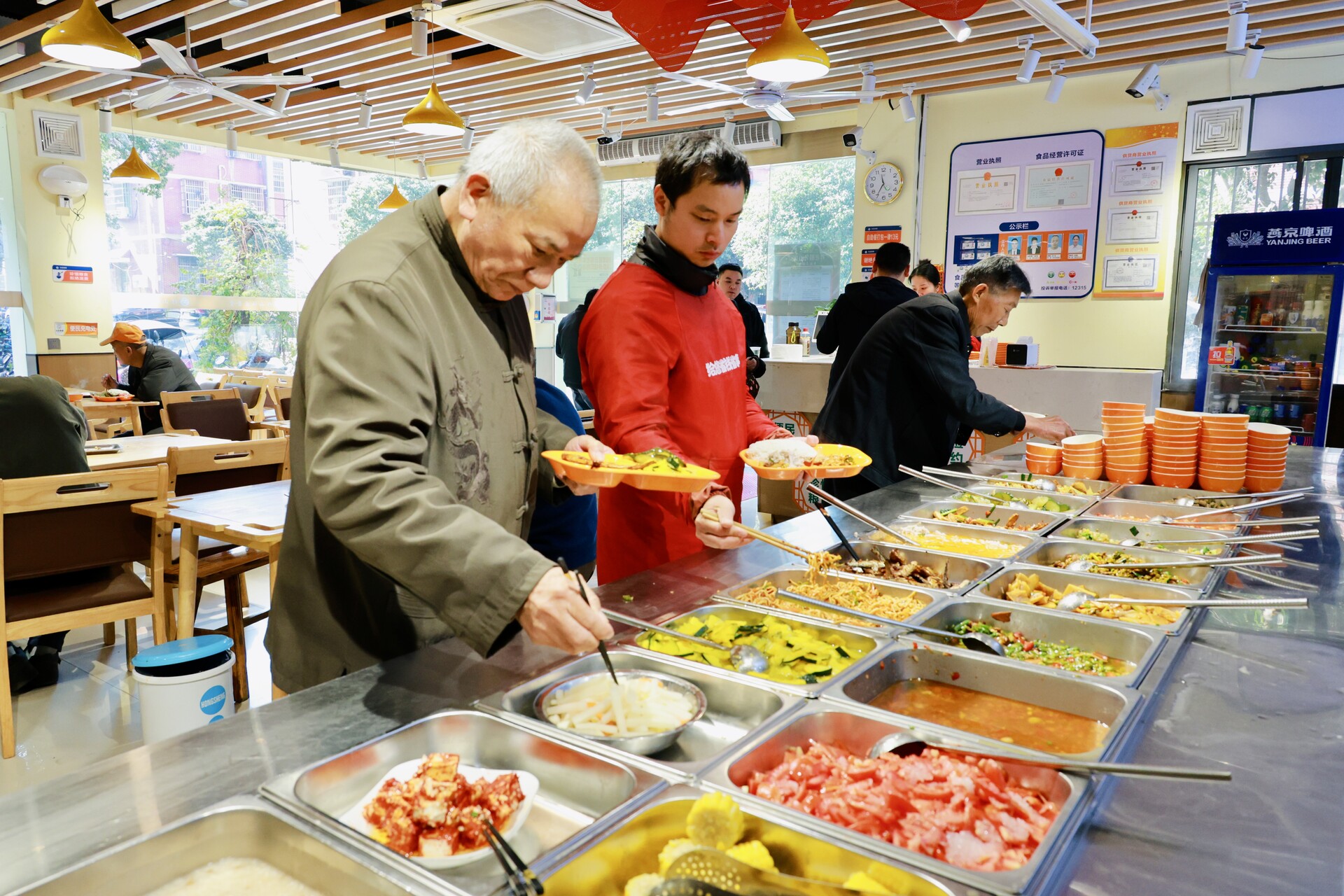 组图丨雨湖区：社区“嵌入式”养老让老年生活有滋有味