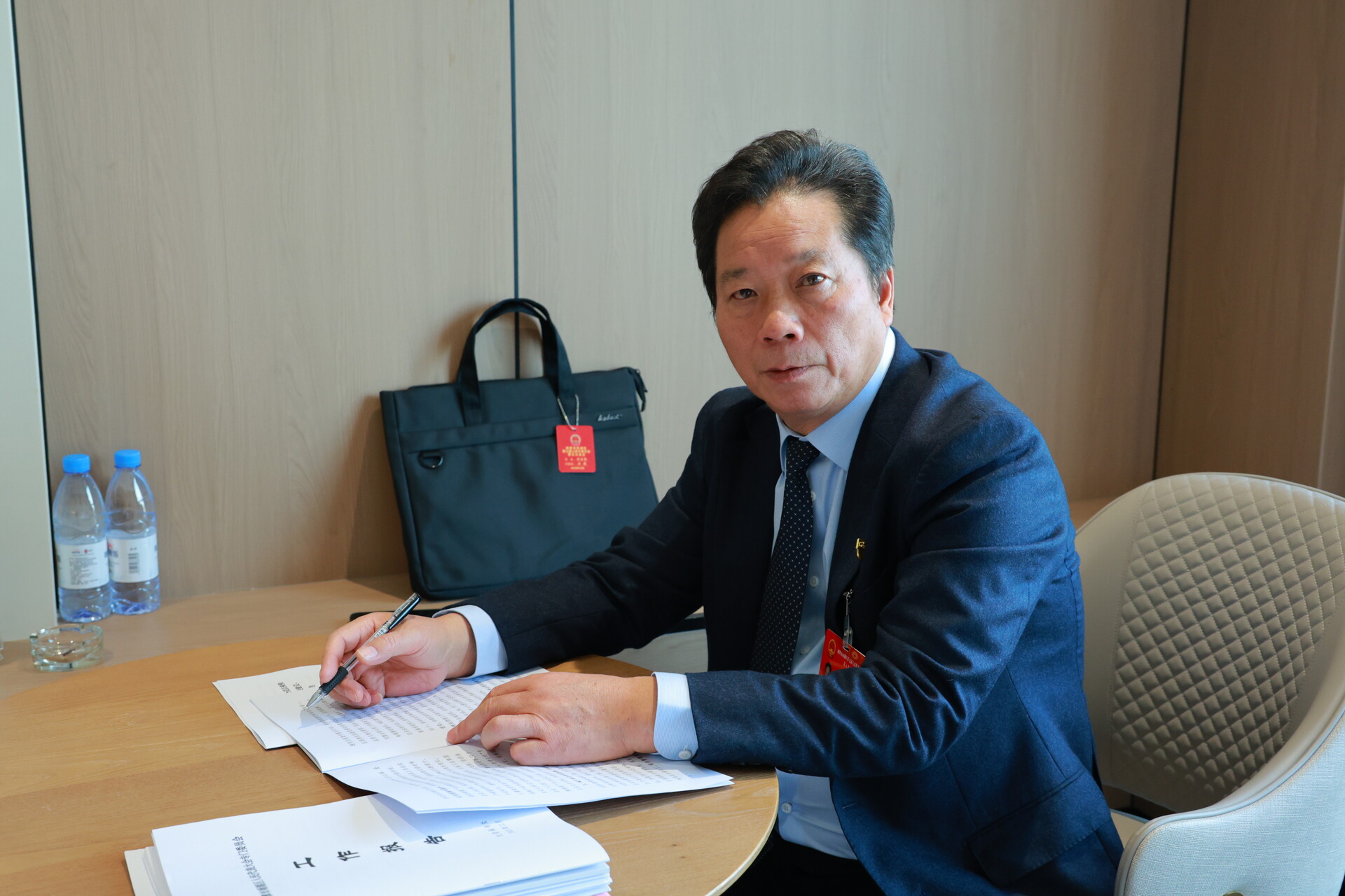 【两会进行时】代表风采丨欧正德：扎根群众办实事，履职为民显担当