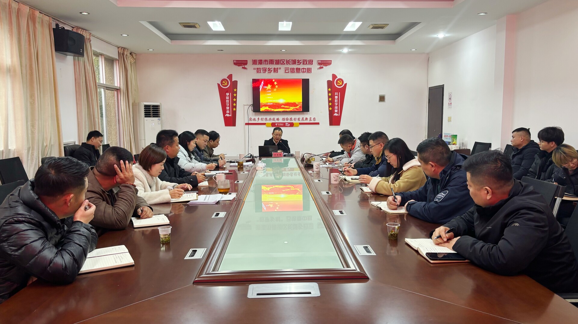 柳军辉到长城乡宣讲党的二十届四中全会精神