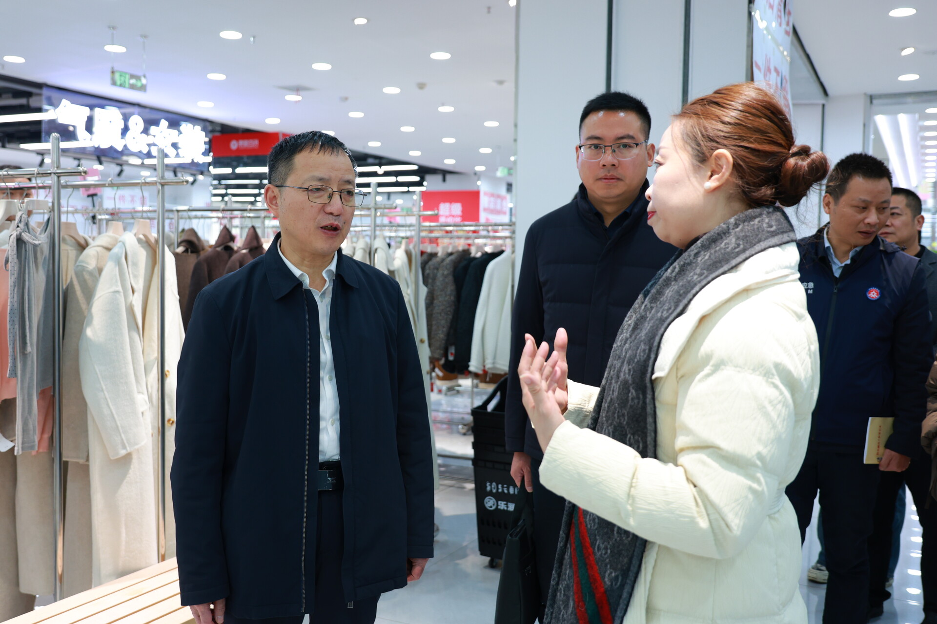 柳军辉实地督导节前安全生产工作