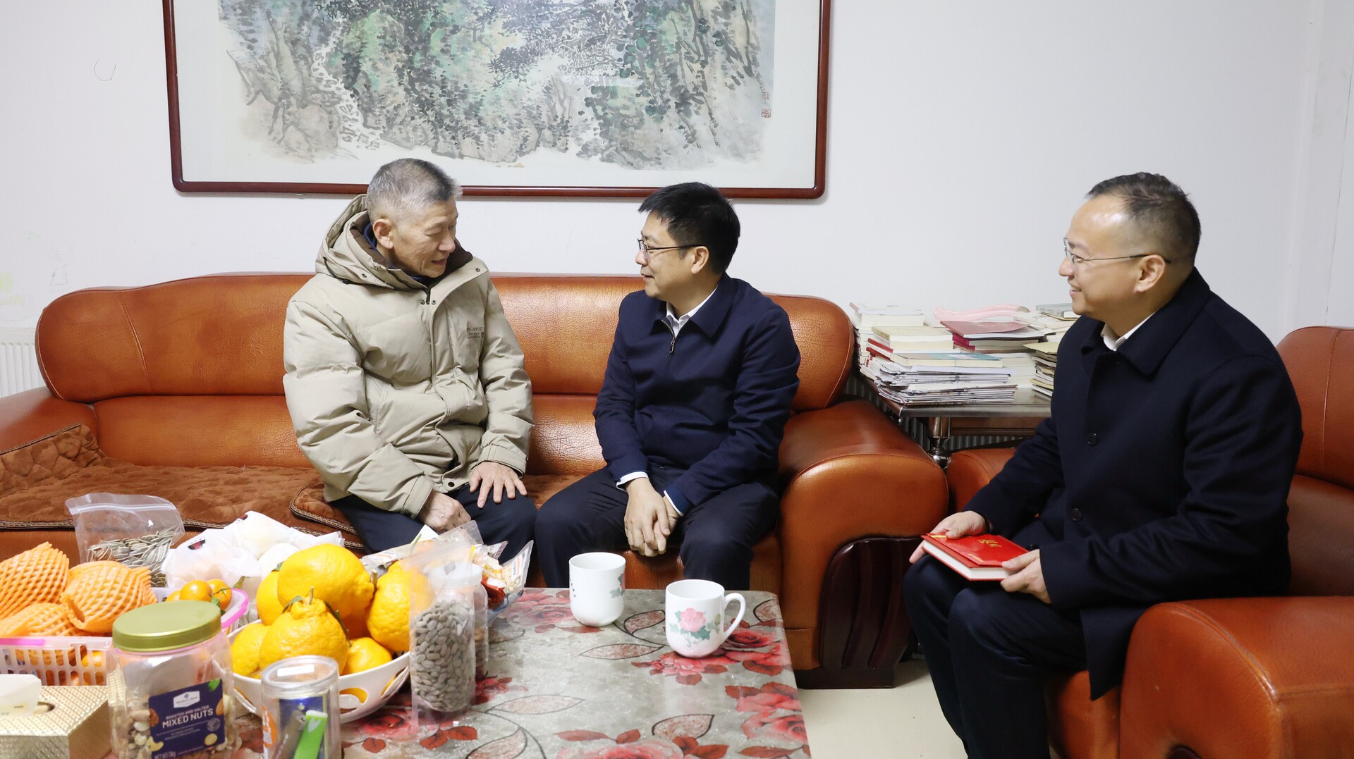 陈小平开展春节前走访慰问活动