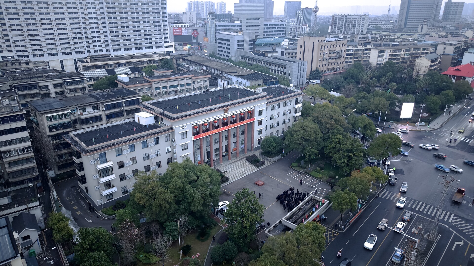 雨湖区举行2026年新春升国旗仪式