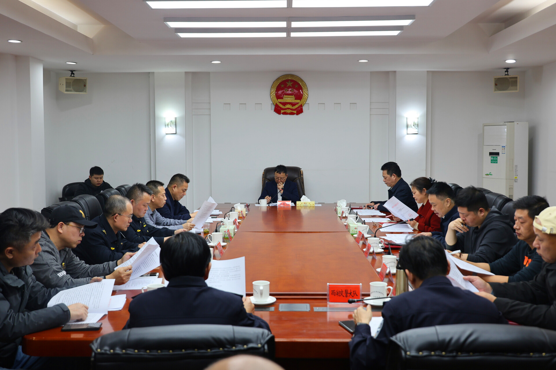 湘潭客运站场周边秩序管理工作专班召开第一次会议