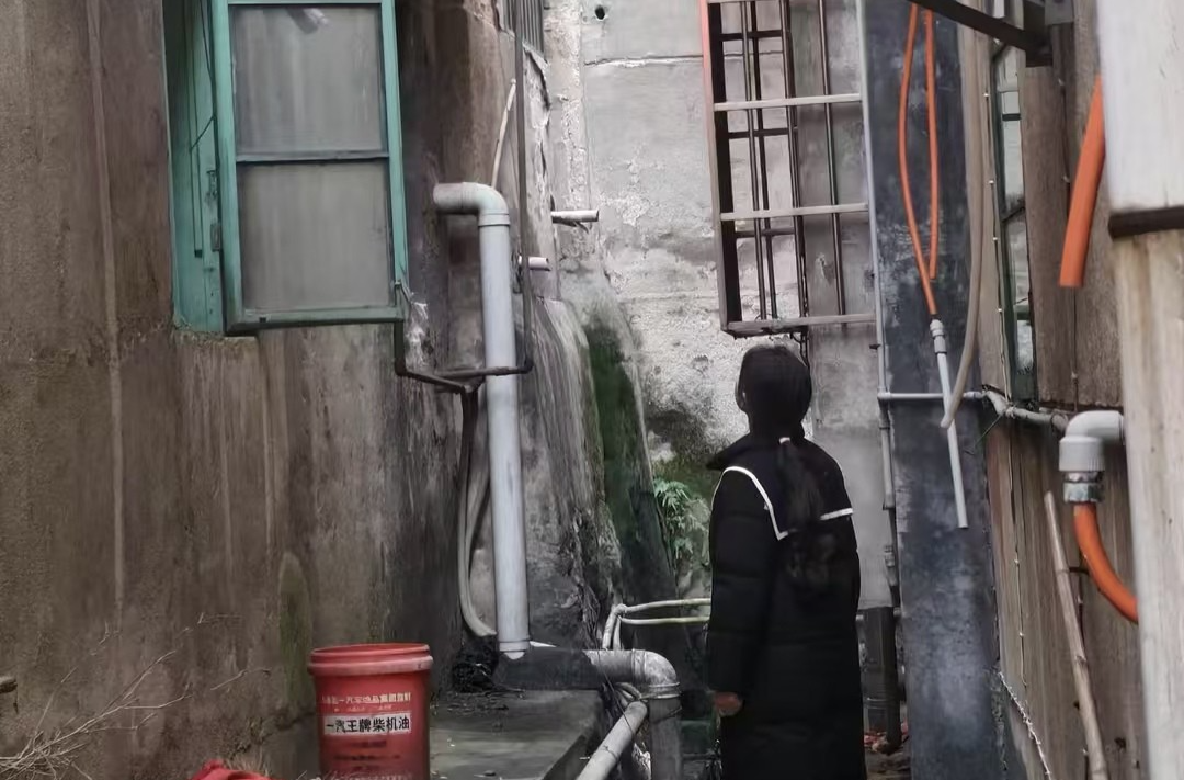 雨湖区楠竹山镇“双提升”工作之十七丨从“犄角旮旯”到“危旧房”：楠竹山镇用脚步丈量民情，筑牢房屋安全“屏障”