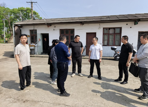 柳军辉开展“三听三问”走访调研 督导企业生态环境问题整改