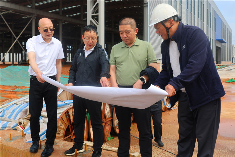 柳军辉现场督导一力物流项目建设和旅发大会观摩线路环境整治工作