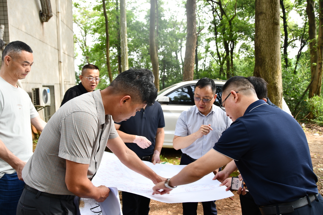 柳军辉带队督导湖南科技大学学林校区征拆项目推进等工作