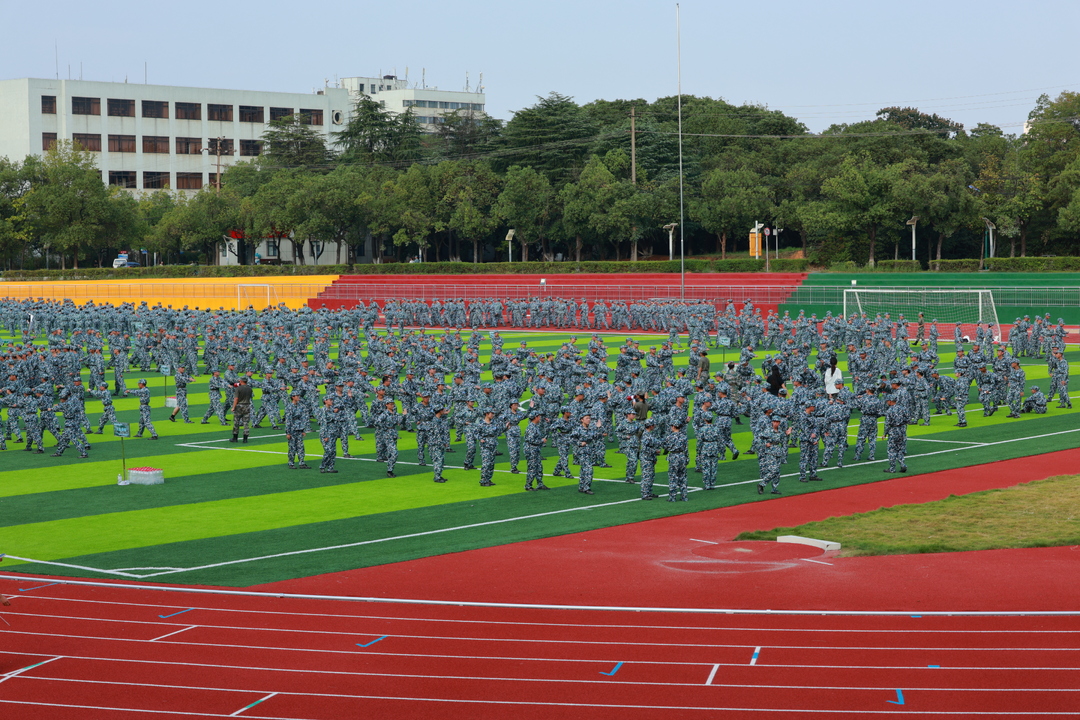 组图丨湖南科技大学军训掠影：迷彩砺青春 热血启新程