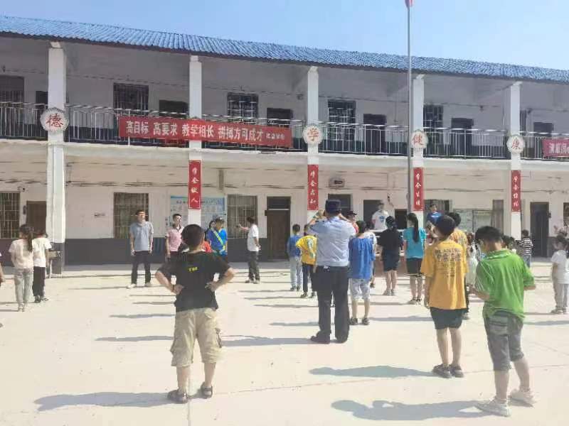 【喜迎二十大】姜畲镇：铁路安全进校园