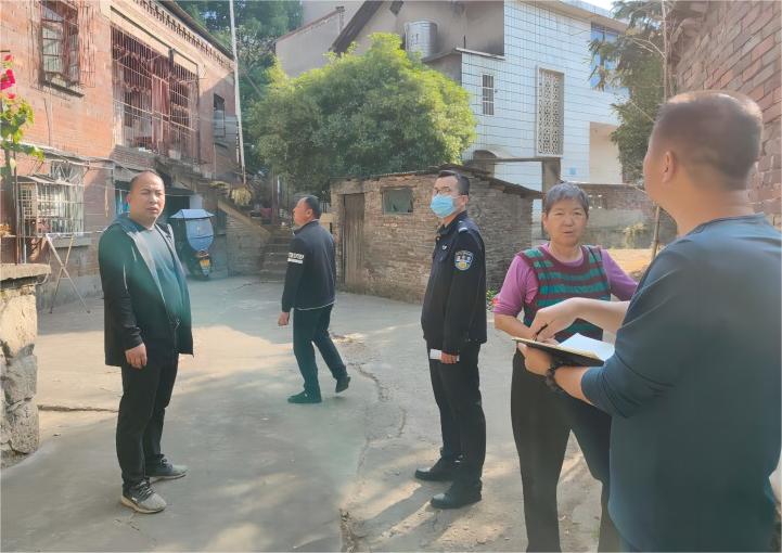 鹤岭镇：落实走访巡逻，守护群众平安