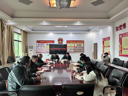 长城乡召开人居环境集中整治月工作调度会