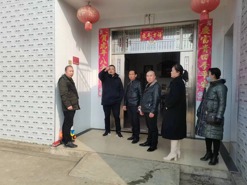 鹤岭镇开展2022年四季度农村人居环境交叉检查