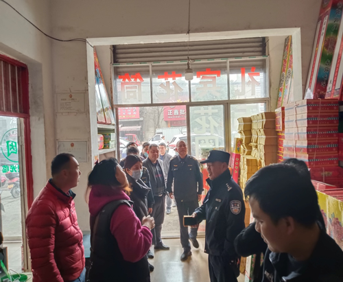 长城乡全面开展烟花爆竹“打非治违”专项行动