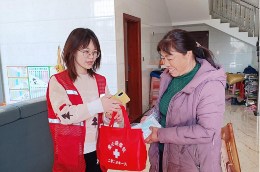 姜畲镇：“出手吧姐姐”情暖困境妇女儿童