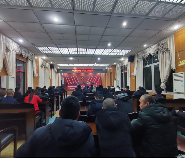 楠竹山镇举办焊工技能培训班