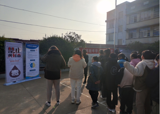 姜畲镇：禁毒反恐宣讲进校园