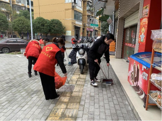 【组图】广场街道：创卫在行动