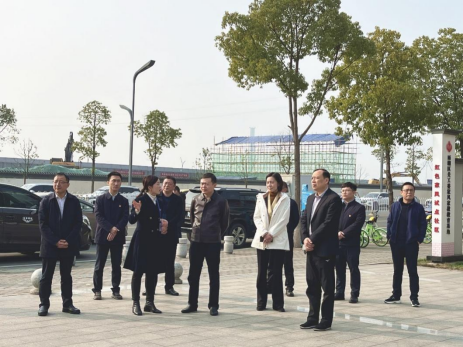 民政部基政司司长陈越良一行来雨湖区调研基层治理工作