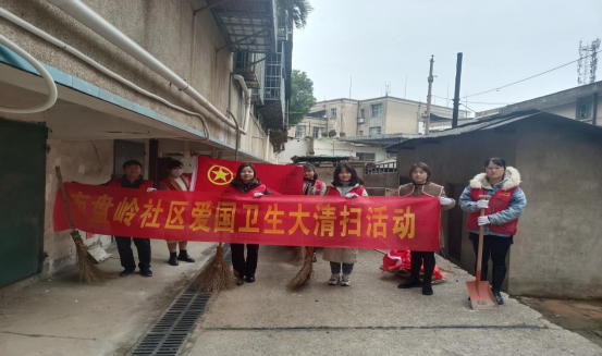 广场街道：开展爱国卫生运动，凝聚青春力量