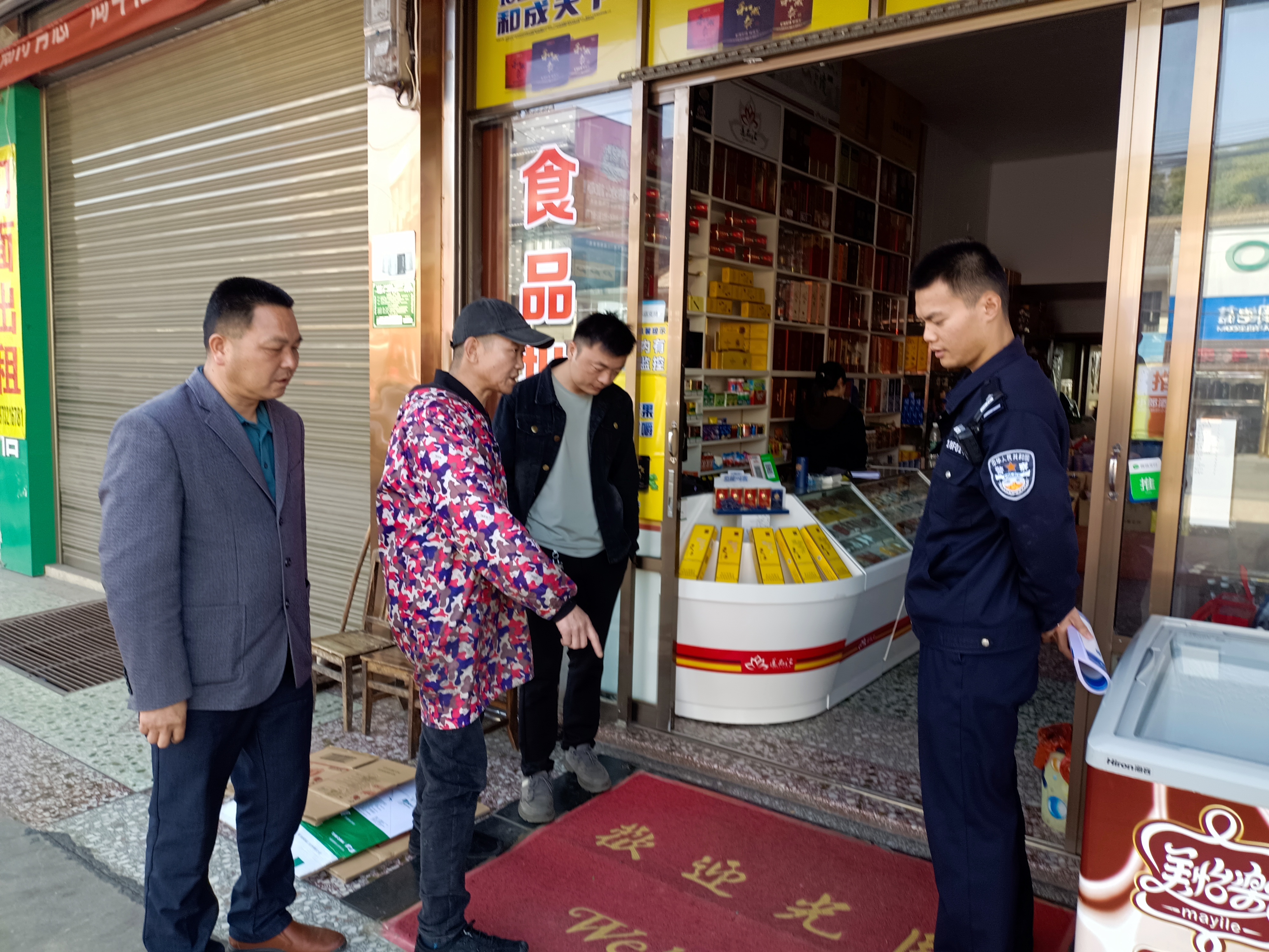 姜畲镇：多部门联合开展消防、食品安全检查