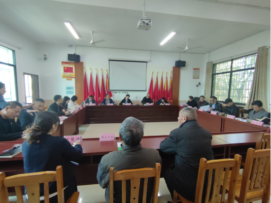 金马村举办结对赋能《抓党建促乡村振兴带动农民就业》惠民项目签约仪式