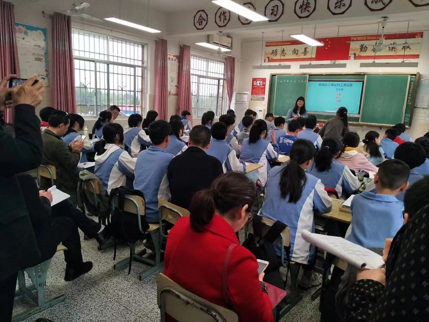 【出彩雨湖人】黄雪峰：在泥土的芬芳中绽放美丽