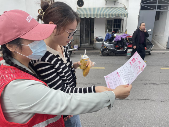 广场街道：开展妇女“两癌”筛查暨“湘女保”宣传活动