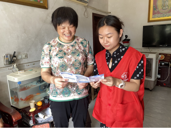 姜畲镇开展养老保险政策宣传活动