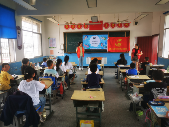 泉塘子村新时代文明实践站在梅花小学开展防溺水安全宣讲