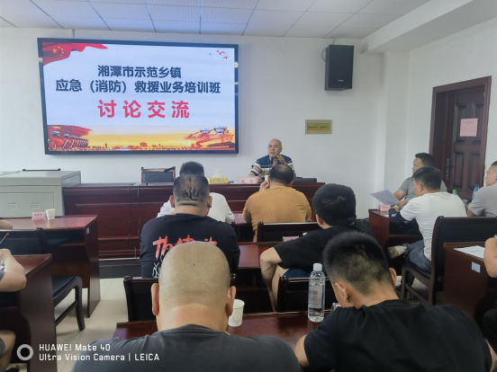 姜畲镇应急（消防）救援业务培训结业考试综合第一！