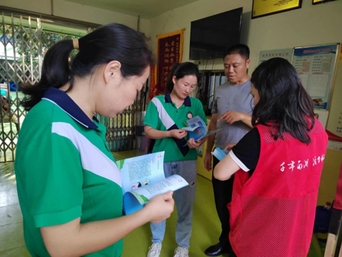 泗洲庵社区积极开展防溺水安全宣传进校园活动
