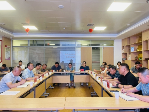 区领导组织召开白石和美社区建设调度会