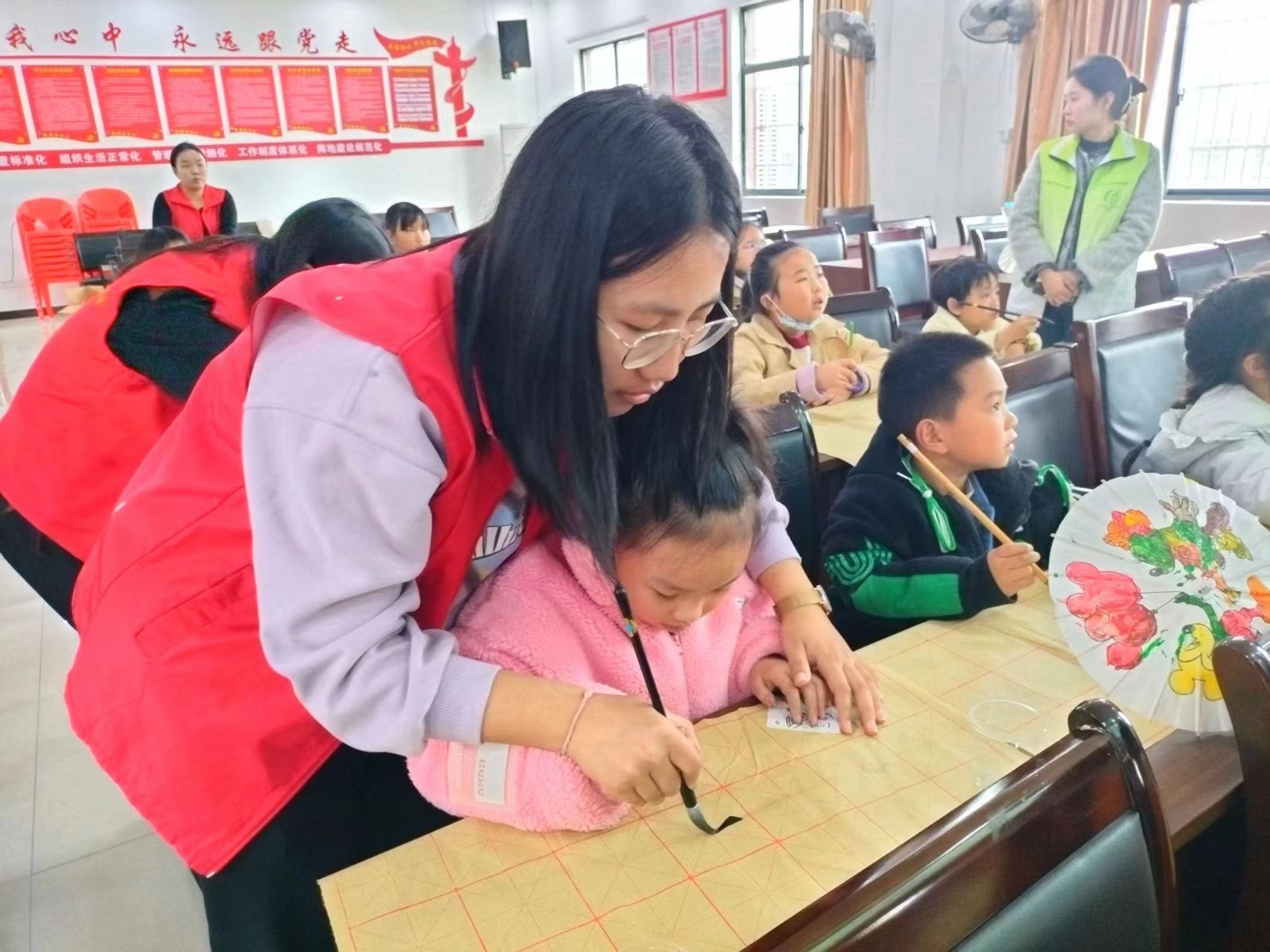 和平街道社工站“‘莲’动阳光行”周末课堂活动圆满结束